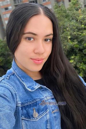 222051 - Johanna Age: 22 - Colombia